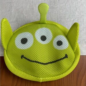 Daiso Green Alien Mesh Storage Pouch